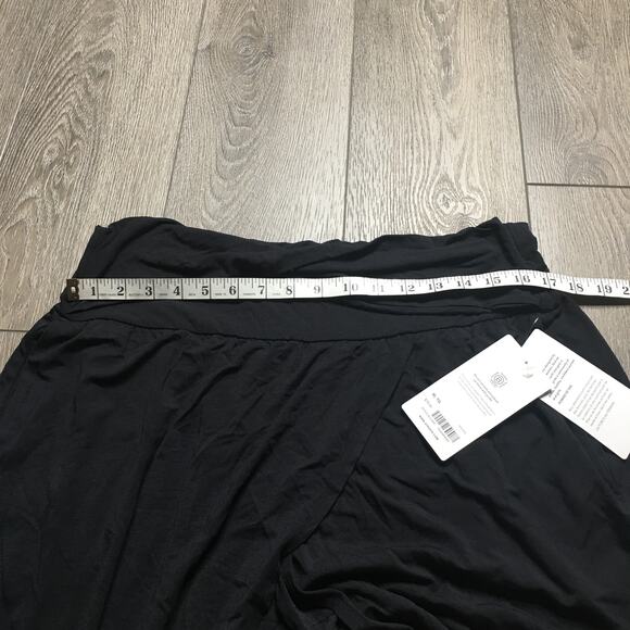 NWT Athleta Release Pant Hi Rise Wide Leg Split Hem Crop Lounge Yoga Black XL - Picture 9 of 12